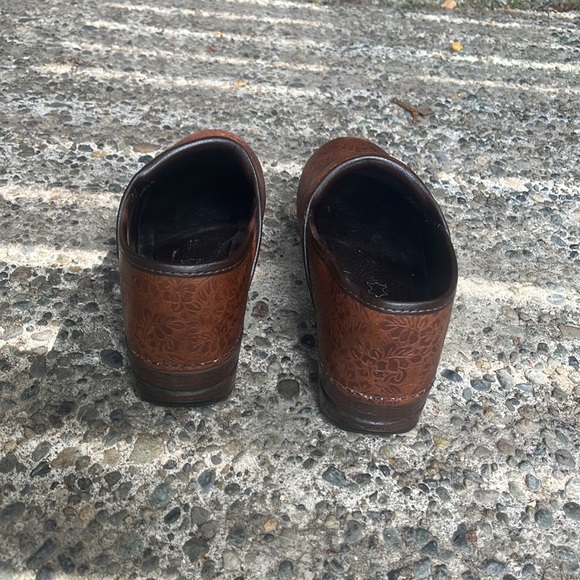 Tooled leather Danskos size 41 - Picture 4 of 4